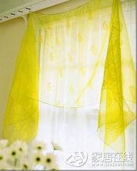 優雅的絲巾使呆板的窗戶變得風情萬種
